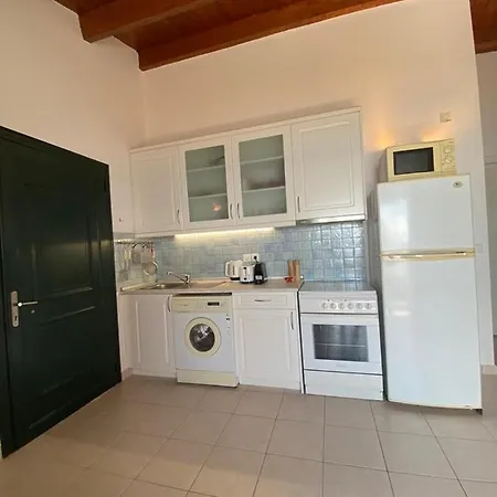 Seaview 126 Glyfada (Corfu)